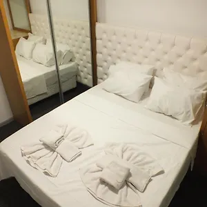 Отель Avalon